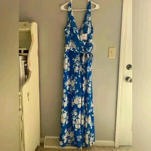Woman’s Premier Amour Blue Floral Tank Top Wrap Formal Plus Wedding Jumpsuit